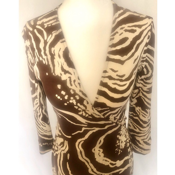 Diane von Furstenberg wrap dress - Picture 5 of 6